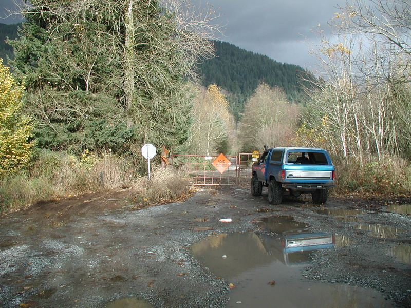 To our surprise, the road was gated.
