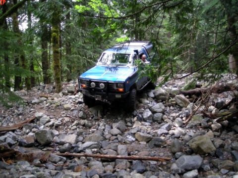 1985 Ford Bronco - Climbing back up.