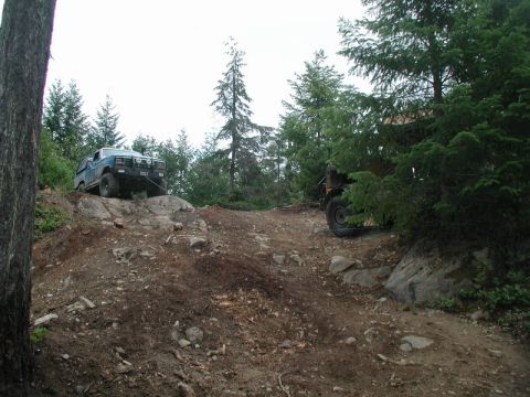 1985 Ford Bronco - I went up high and anchored off and did a single line pull..