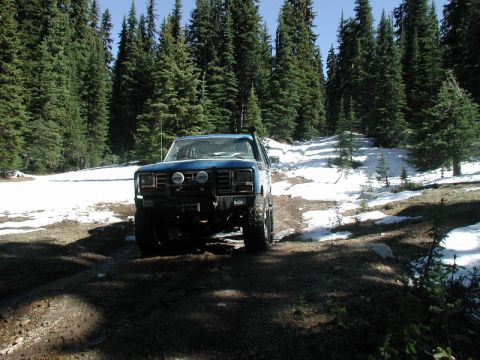 1985 Ford Bronco - A short ways down the trail, we found that deep snow; 12" plus in some spots. Sassan plowed through with Kevin behind him. I let Ryan and h…