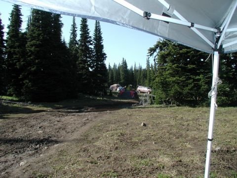 1985 Ford Bronco - Turns out we we set up camp on Granite Mountain: