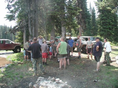 1985 Ford Bronco - We took a 5 minute leg stretcher at the lake, then continued on: