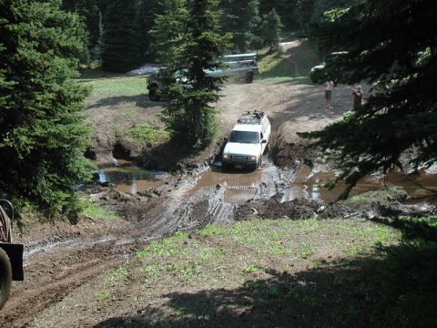 1985 Ford Bronco - Danny was leading up to this point, but he sent me in this hole first, just in case it was deeper than it looked. It wasn't: