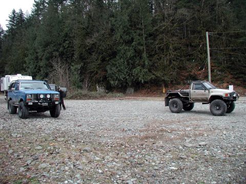 1985 Ford Bronco - Airing up.