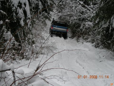 1985 Ford Bronco - We hit deep snow quickly.