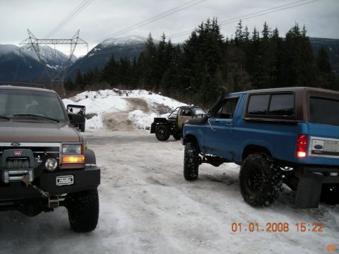 1985 Ford Bronco - Ready to hit the pavement.