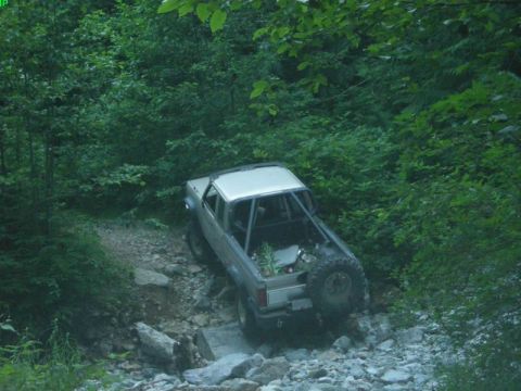 1985 Ford Bronco - Heading out.