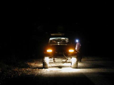 1985 Ford Bronco - Airing up.