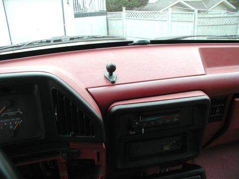 1990 Ford F-250 - RAM mount for the PDA/GPS cradle.