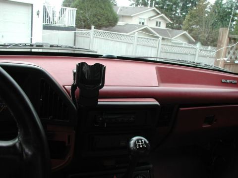 1990 Ford F-250 - PDA/GPS cradle mounted in position.