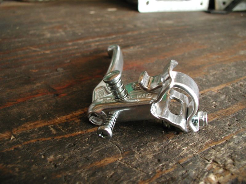 Bicylce brake lever that will be used as a hand throttle.