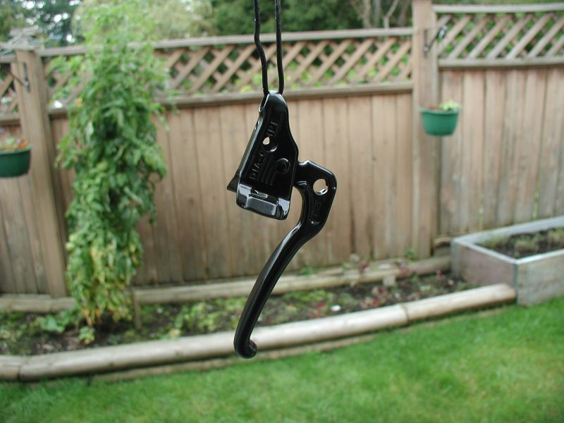 Bicylce brake lever that will be used as a hand throttle.