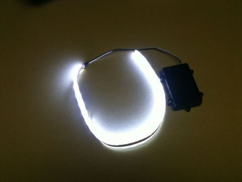 1990 Ford F-250 - Picked up a Truxedo battery operated led light to put in the tool box.....