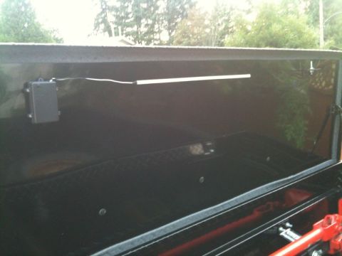 1990 Ford F-250 - Installed, power off.