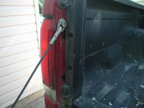 1990 Ford F-250 - Remove these two factory plastic pieces.
