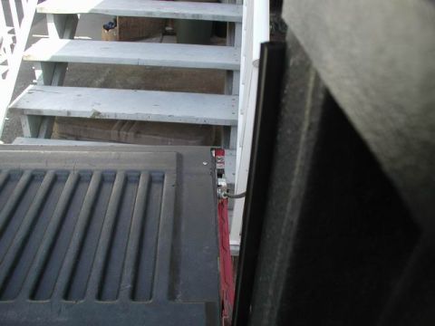 1990 Ford F-250 - This shows where the side pieces need to sit to be effective.