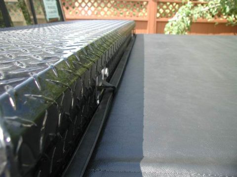 1990 Ford F-250 - Close-up of the front header seal.