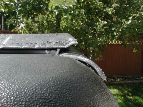 1990 Ford F-250 - Side shot of the tailgate.