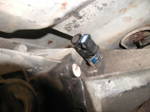 1990 Ford F-250 - Old sensor.