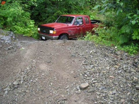 1990 Ford F-250 - One of the powerline trails gets you to this nice obstacle.