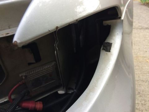 2002 Pontiac Grand Prix - Images to help me try and figure out why the corner lights sit crooked.....