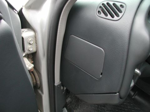 2002 Pontiac Grand Prix - Remove the access cover on the left side of the dash.