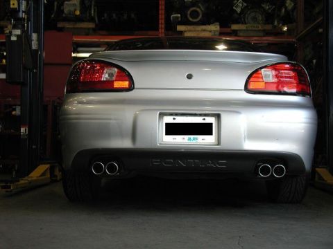 2002 Pontiac Grand Prix - Looks way better with the dual tips.