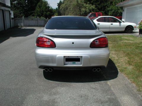 2002 Pontiac Grand Prix - Tried to take some better pictures, but the sun is everywhere.