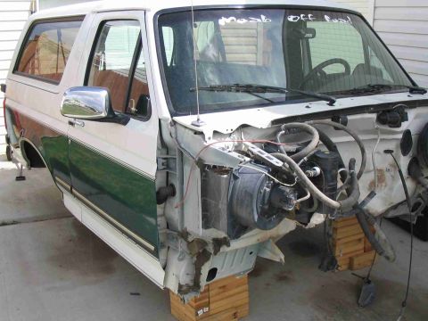1996 Ford Bronco photo