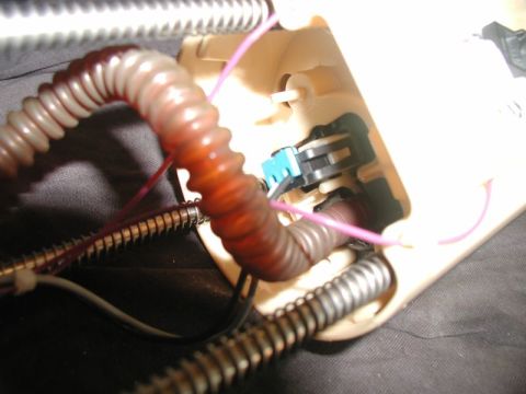 2002 Pontiac Grand Prix - New seal, sensor, float and wiring installed.