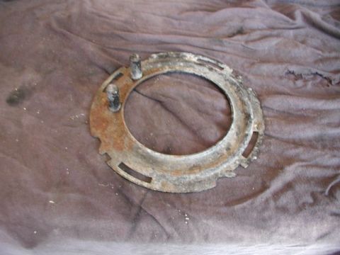 2002 Pontiac Grand Prix - The lock ring.