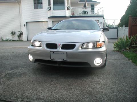 2002 Pontiac Grand Prix - 5000K headlights, 5000K fog lights.