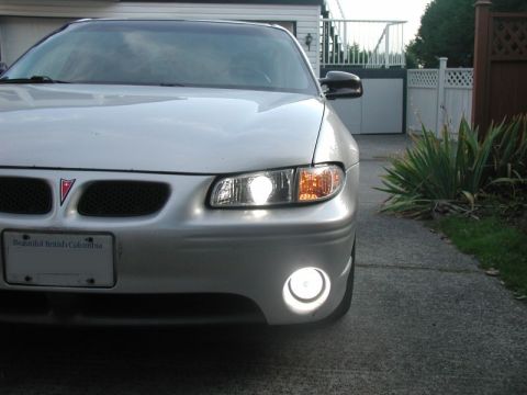 2002 Pontiac Grand Prix - 5000K headlights, 5000K fog lights.
