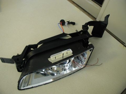 2002 Pontiac Grand Prix - I had to head out, so I put the lights in some spare brackets and will to an "in car" test later.