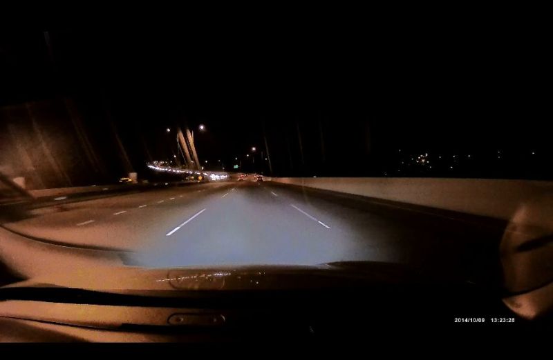Some night shots of the low beams.