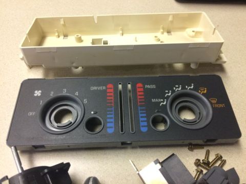 2002 Pontiac Grand Prix - Breaking down the controller.