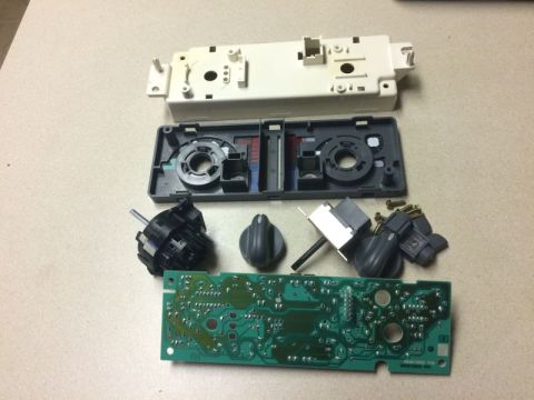 2002 Pontiac Grand Prix - Breaking down the controller.