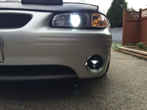 2002 Pontiac Grand Prix - Hmmm. That doesn't look level.