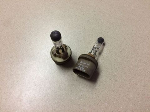 2002 Pontiac Grand Prix - Some old 880 bulbs.