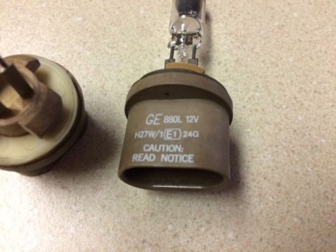 2002 Pontiac Grand Prix - Some old 880 bulbs.