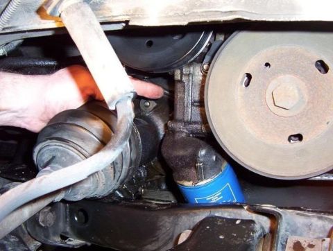 2002 Pontiac Grand Prix - Images of where the factory oil pressure sender is.
