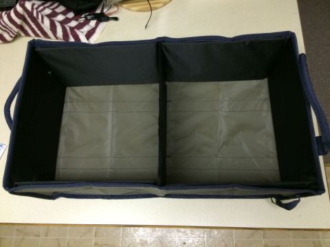 2002 Pontiac Grand Prix - Opens up to 23.5"x13"x7.5".