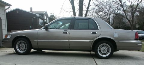 2001 Mercury Grand Marquis - Profile - Fuel Door