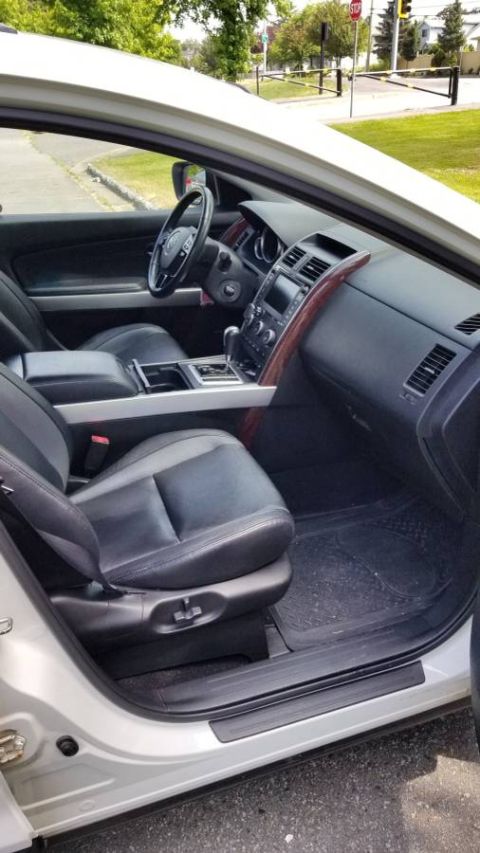 2009 Mazda CX-9 “Betty”