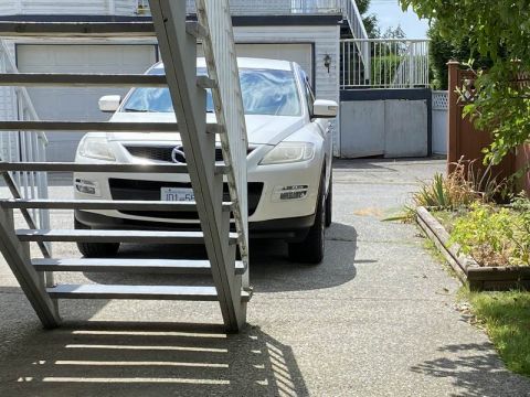 2009 Mazda CX-9 “Betty”