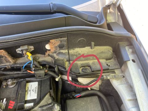 2009 Mazda CX-9 “Betty”