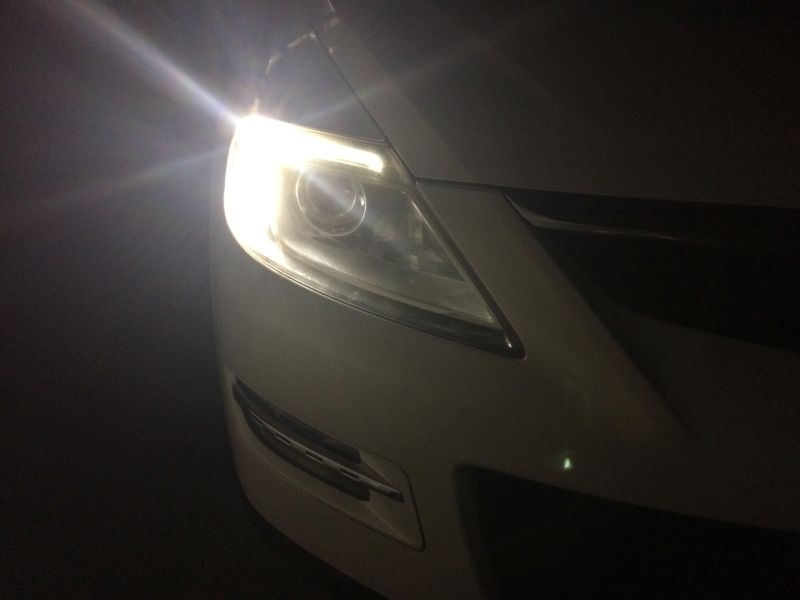 Cool white LED's.