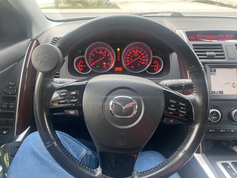 2009 Mazda CX-9 - Steering Wheel Knob — December 2020