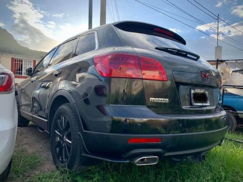 2009 Mazda CX-9 “Betty”