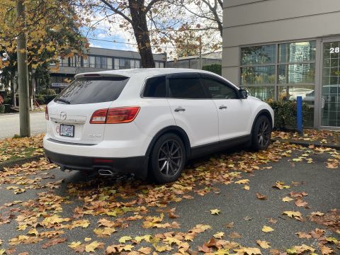 2009 Mazda CX-9 “Betty”